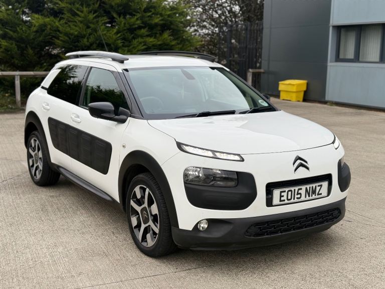 Citroen, C4 CACTUS, Hatchback, 2015, Manual, 1199 (cc), 5 doors