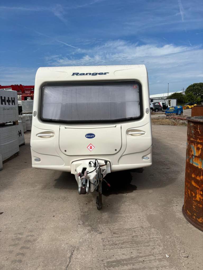 Bailey Ranger Touring Caravan with Motor Mover and Awning