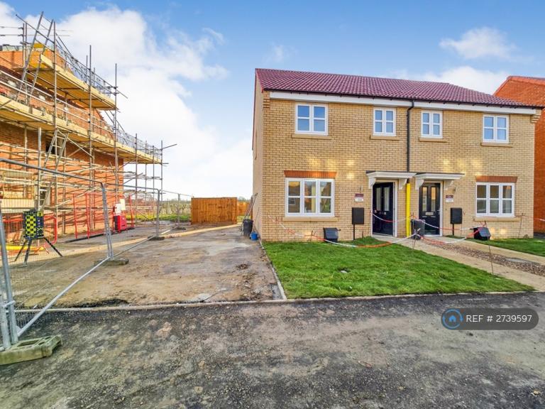 3 bedroom house in Fernwood, Newark, NG24 (3 bed) (#2739597)