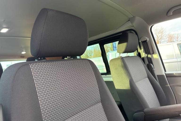 2024 Volkswagen Transporter 2.0 TDI 150 Highline Kombi Van DSG WINDOW VAN DIESEL Automatic