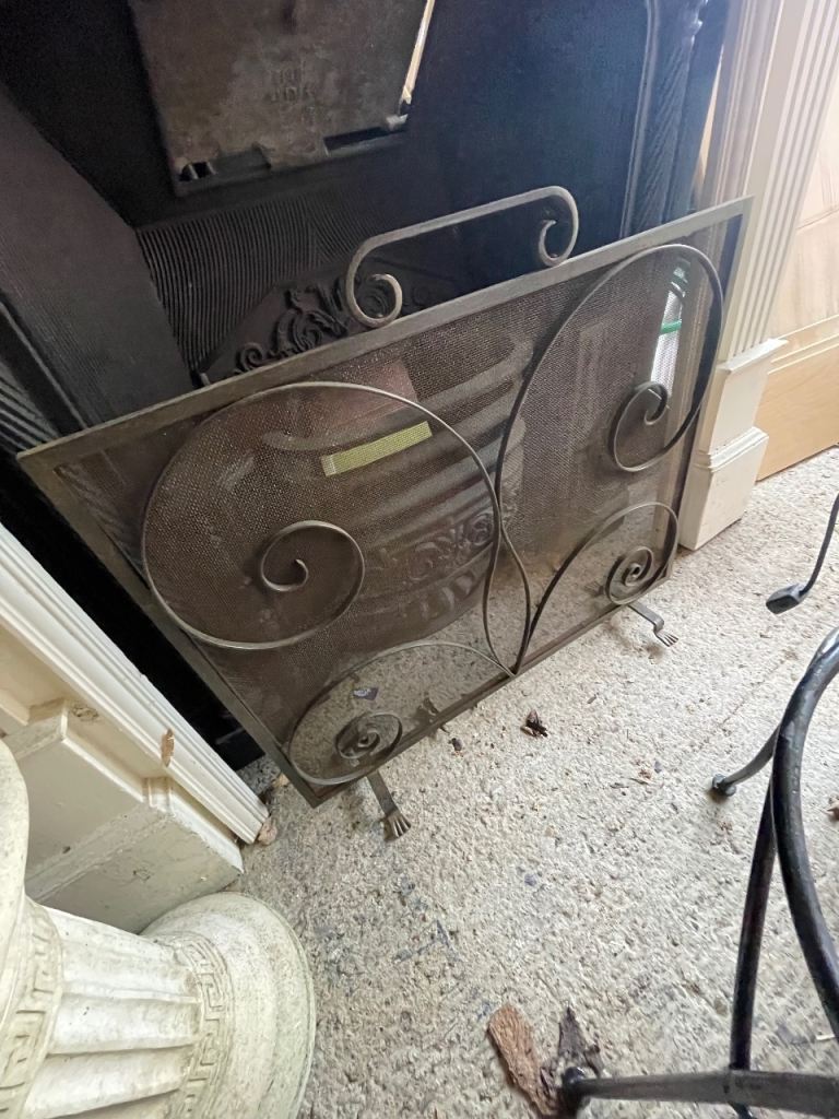 CAST IRON FIRE GUARD 
