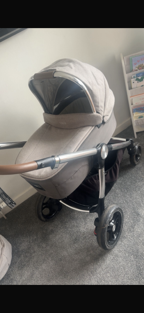 Mamas and papas travel system 