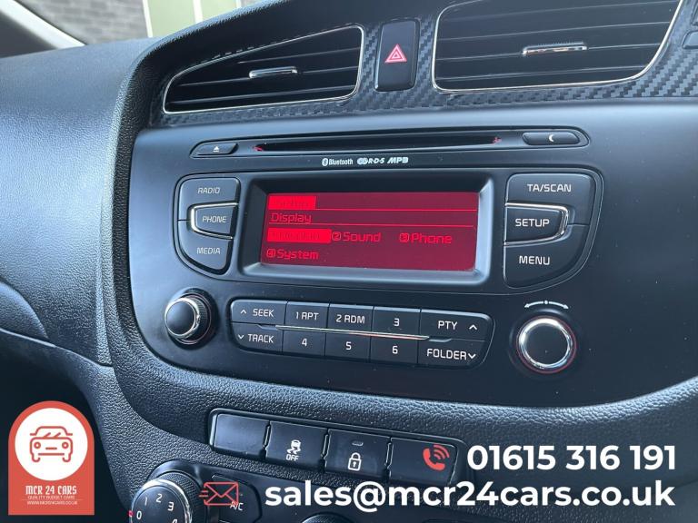 KIA CEED 1.4 VR7 2014