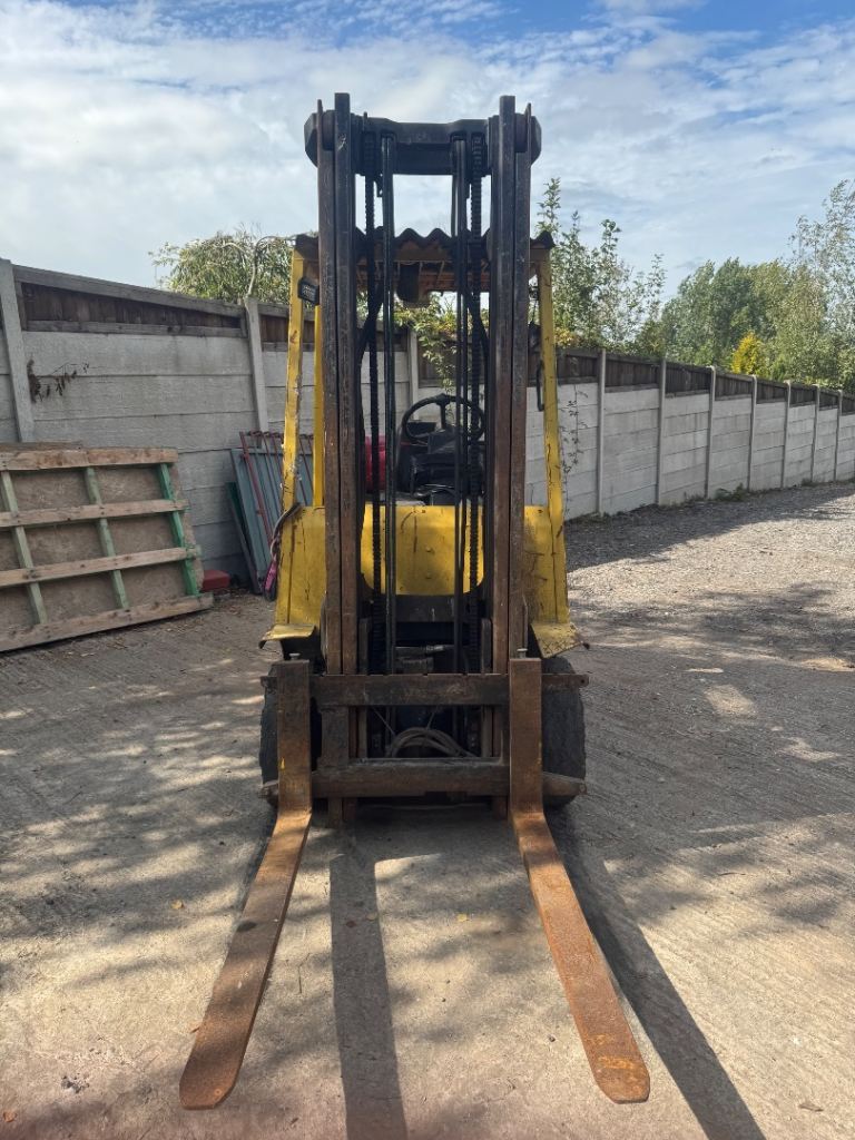 Hyster H2.50XM 2.5-Tonne LPG Forklift – Starts, Drives & Lifts