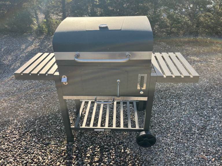 'XXL Charcoal BBQ' Metal, Cast Iron Grills - Good Condition