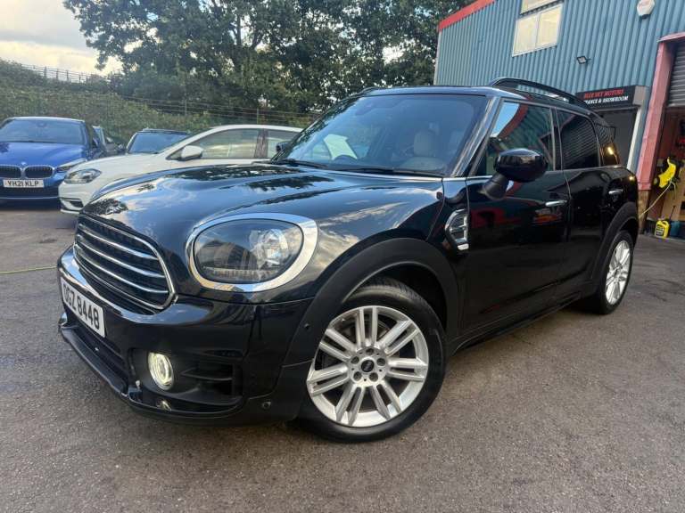2019 MINI Countryman 1.5 Cooper Exclusive Steptronic Euro 6 (s/s) 5dr HATCHBACK Petrol Automatic