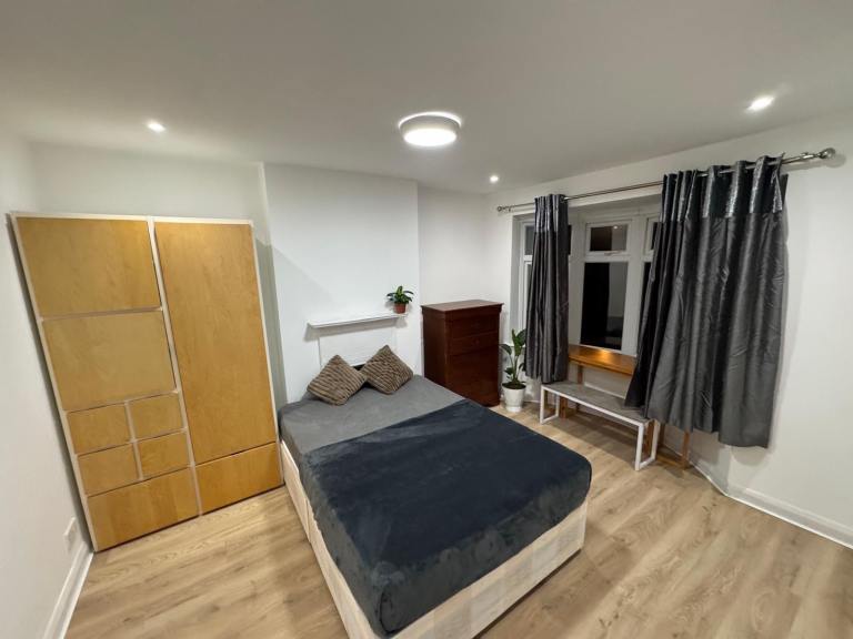 Double room for rent 