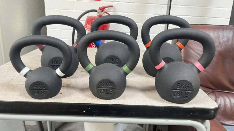  £1.90 Per Kg Kettlebells Weight 2kg – 32kg – Brand New & Box Packed Cast Iron Kettlebell