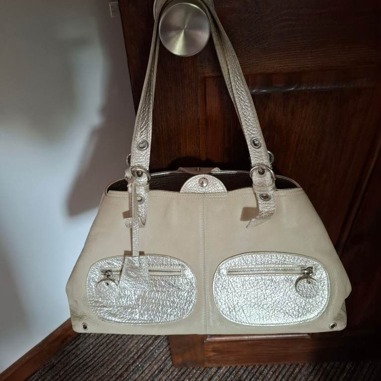 Vintage Via Republica Russell & Bromley handbag