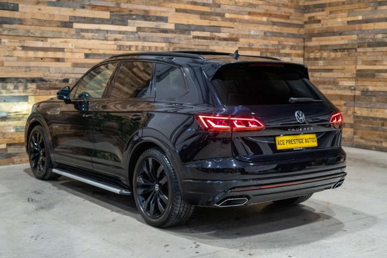2021 Volkswagen Touareg 3.0 Touareg V6 Black Edition TDI Auto 4WD 5dr SUV Diesel Automatic