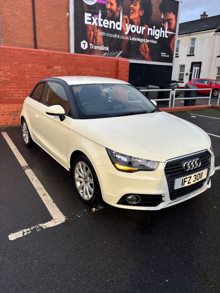 Audi, A1, Hatchback, 2011, Manual, 1598 (cc), 3 doors