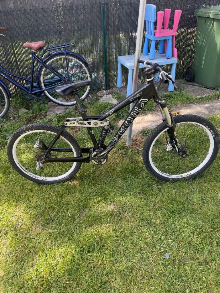 Kona stinky 24”
