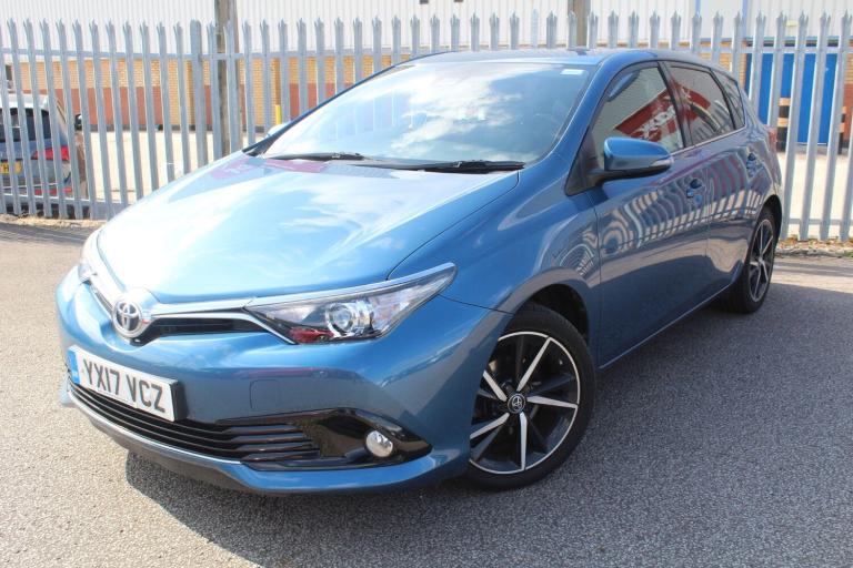 2017 Toyota Auris 1.2 VVT-i Design Euro 6 (s/s) 5dr (Safety Sense) HATCHBACK Petrol Manual