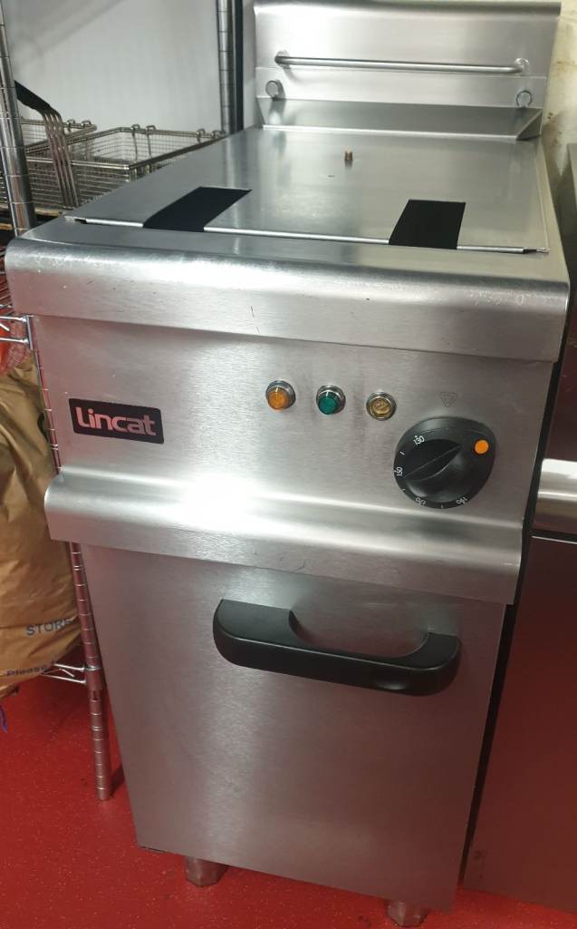Lincat ~ Single Tank Twin Basket, Free Standing 