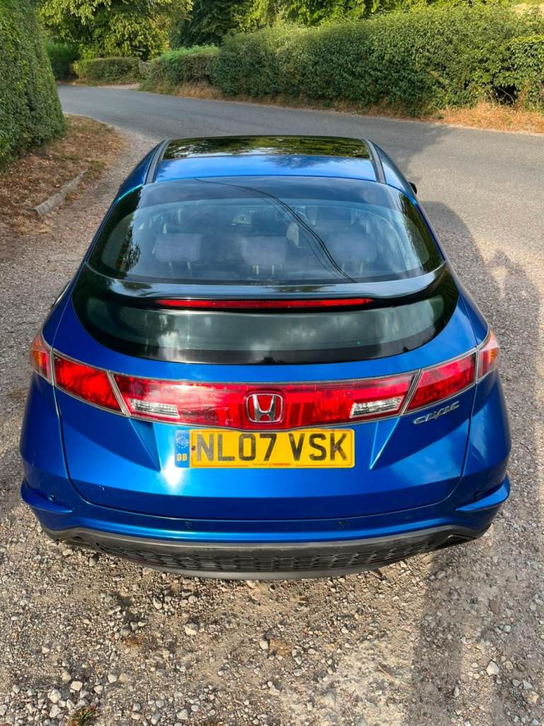 2007 Honda CIVIC, 6 speed Manual, 1.8, Panoramic sunroof, U.L.E.Z free, long M.O.T until mid Nov