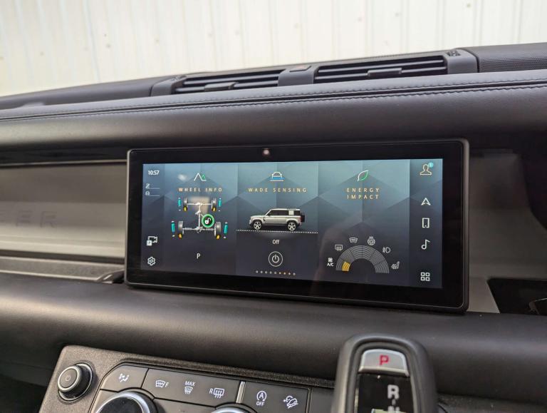 2021 Land Rover Defender 2.0 Defender SE Auto 4WD 5dr SUV Petrol Automatic