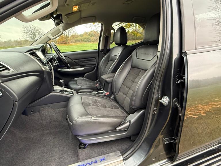 2020 Mitsubishi L200 Double Cab DI-D 150 Barbarian X 4WD Auto PICK UP Diesel Automatic