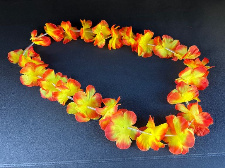 Hawaiian Stlye Flower Garland – orange/yellow