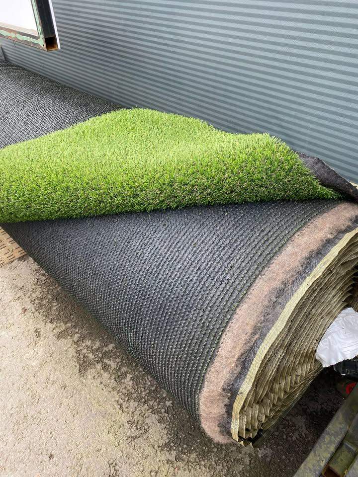 Budget Artificial Grass Rolls | 40mm Durable Grass with Latex Backing