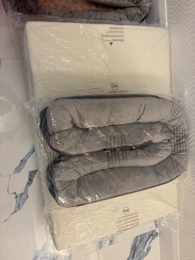 XXL Memory Foam Dog Bed - Brand New , Never Used