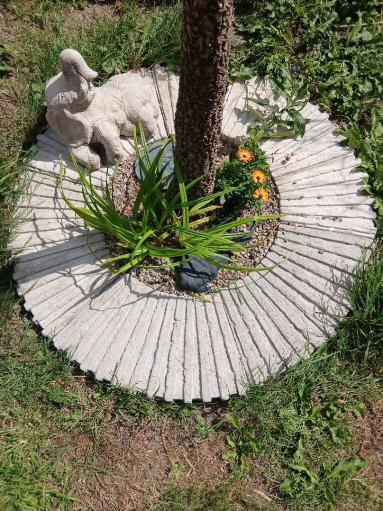 Garden ornments 