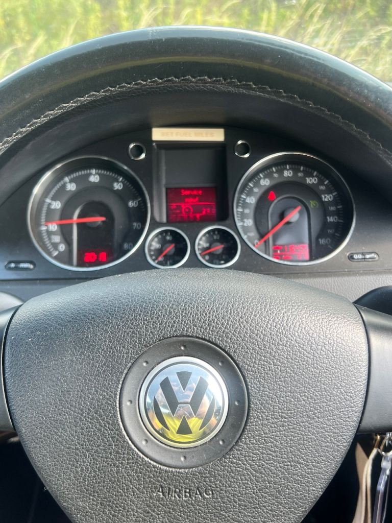 Volkswagen, PASSAT, Saloon, 2006, Semi-Auto, 1984 (cc), 4 doors