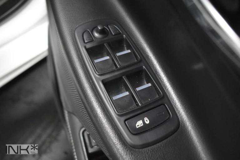 2016 Jaguar XE 2.0d [180] R-Sport 4dr Auto SALOON DIESEL Automatic