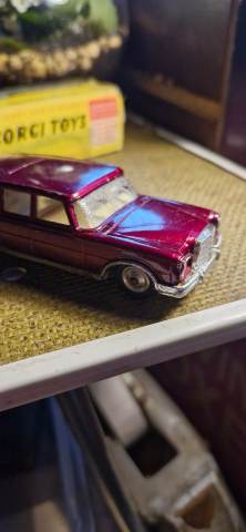 Corgi - 1:48 - Mercedes - Benz 600 Pullman no.247 - Avec - Catawiki