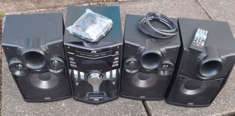 JVC hifi I pod dock cd usb 3 speakers remote