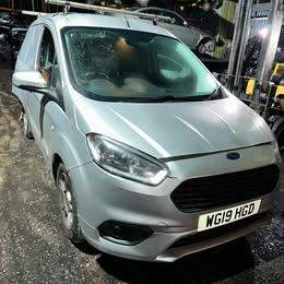 ♻️FORD TRANSIT COURIER 2019 1.0 PETROL BREAKING FOR PARTS♻️