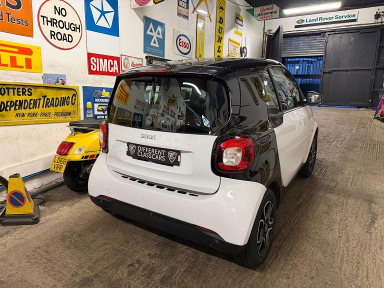 2017 smart fortwo 1.0 Prime Premium 2dr Auto COUPE PETROL Automatic