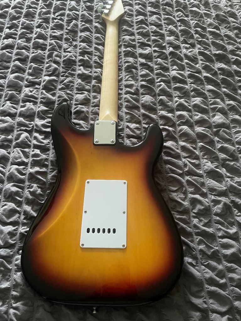 Left handed Donner Strat copy electric guitar
