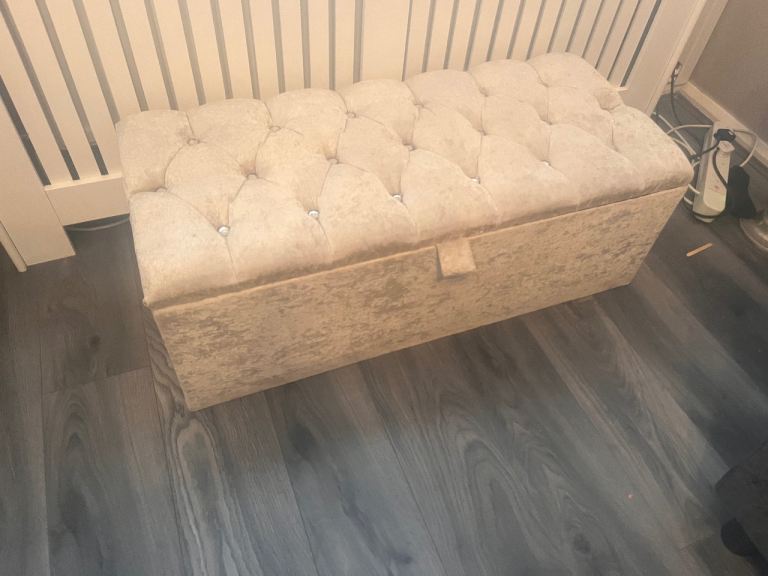 Upholstered Storage Ottoman Bench – Beige, Good Condition