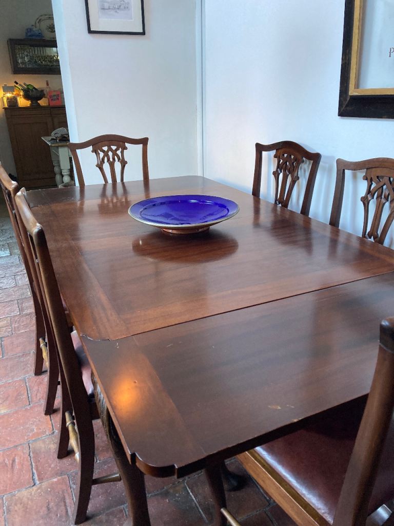 6 Victorian extending table and 6 chairs