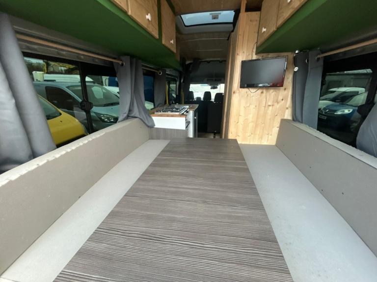 2015 Ford Transit 2.2 TDCi 125ps H3 17 Seater NA Diesel Manual