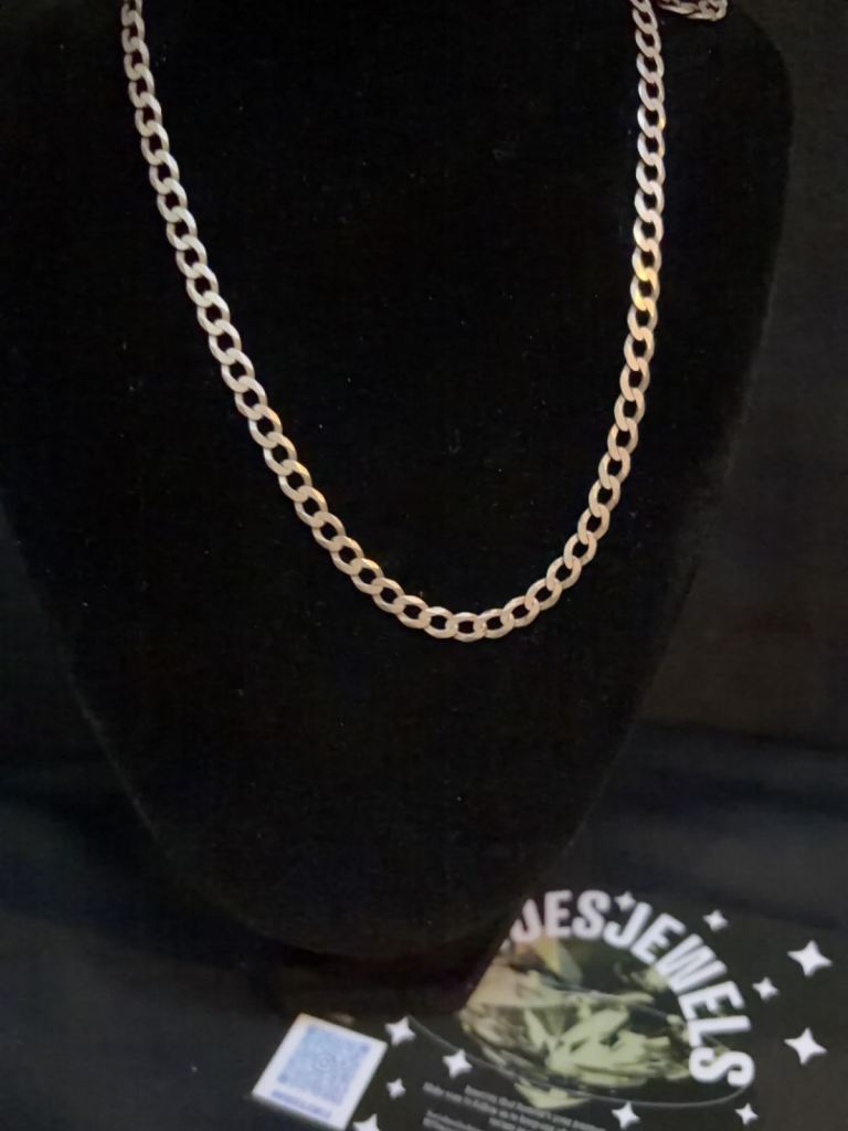 Silver Chain Necklace - Good Condition