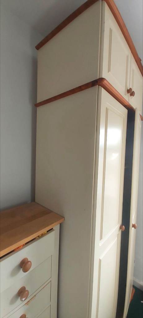 Wooden wardrobe with 6 drawer tall chest 