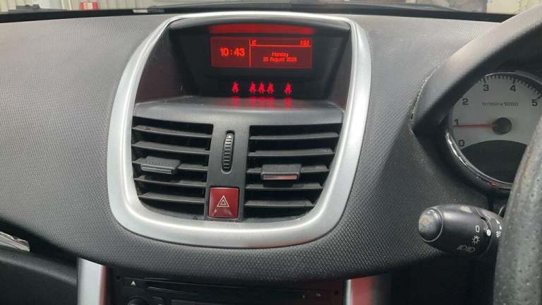 2012 Peugeot 207 1.4 Active 5dr HATCHBACK PETROL Manual