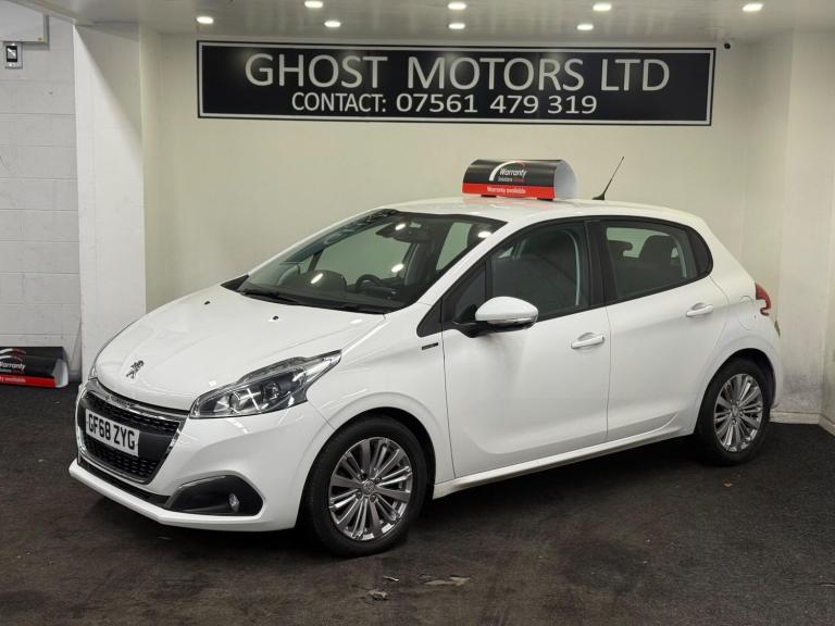 2018 Peugeot 208 1.2 PureTech 82 Signature 5dr [Start Stop] HATCHBACK PETROL Manual