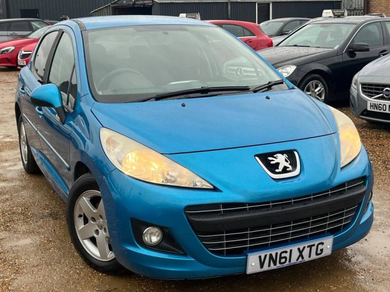2011 Peugeot 207 1.4 VTi Sportium [95] 5dr HATCHBACK PETROL Manual
