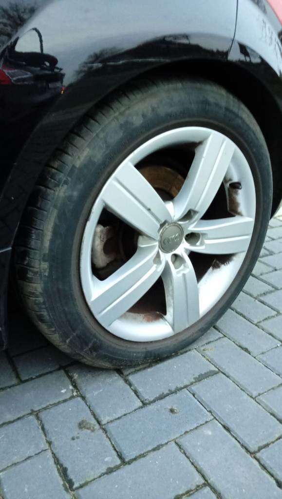 Audi TT MK2 alloy & tyre 225/50/17 £40