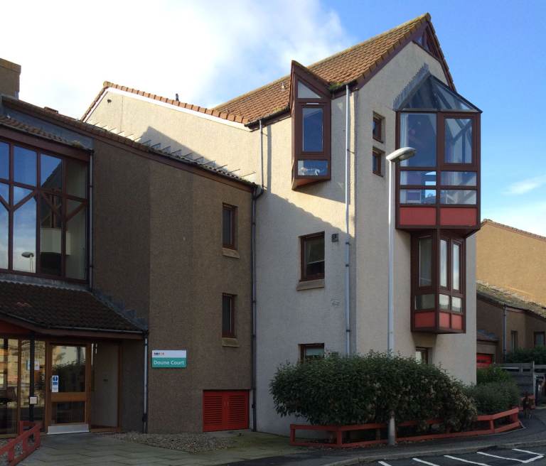 Doune Court, MacDuff | 1 bedroom flat, 1st floor (lift access) | Sheltered (Ages 55+)