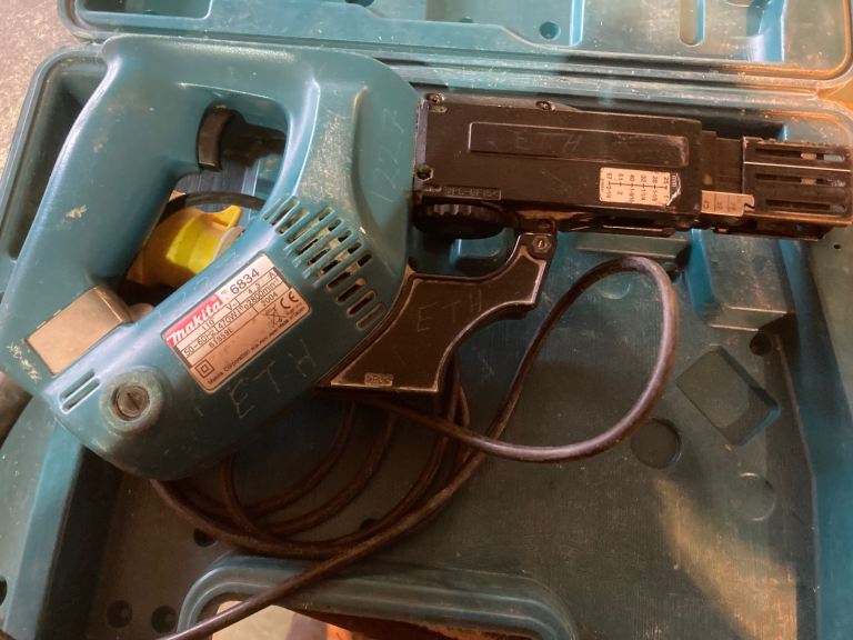 Makita drywall screw guns 110 volt