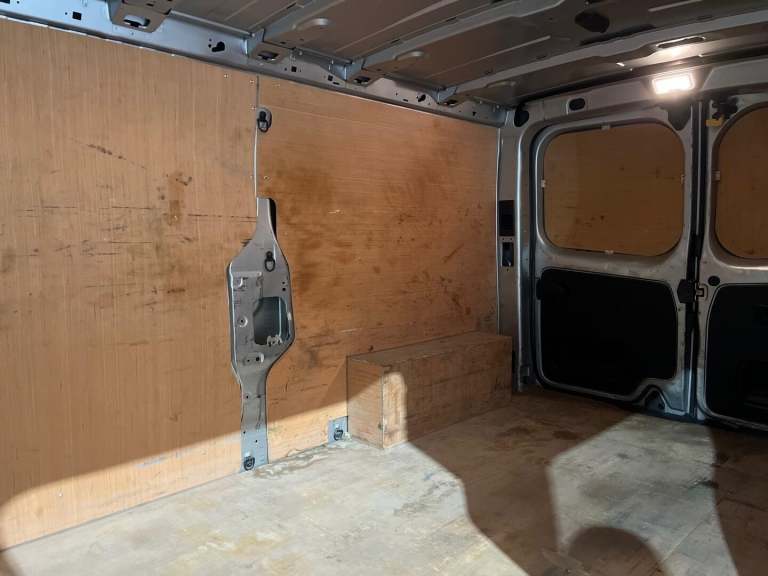 2021 Renault Trafic 2.0 dCi ENERGY 30 Sport LWB Standard Roof Euro 6 (s/s) 5dr PANEL VAN Diesel M...