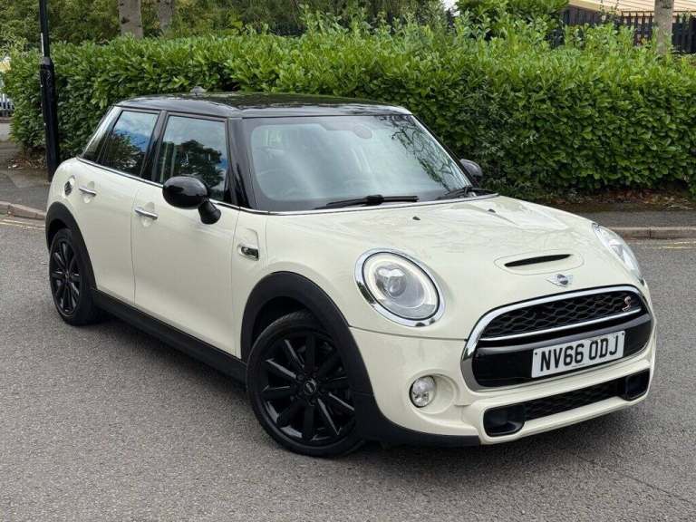 2016 MINI Hatch 2.0 Cooper SD Hatchback 5dr Diesel Auto 6Spd Euro 6 (s/s) (170 ps) Hatchback Dies...