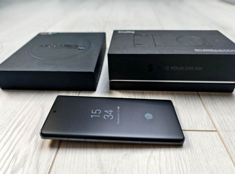 **MINT** Vivo X100 Ultra 512gb CN + SmallRig Photography kit Bundle