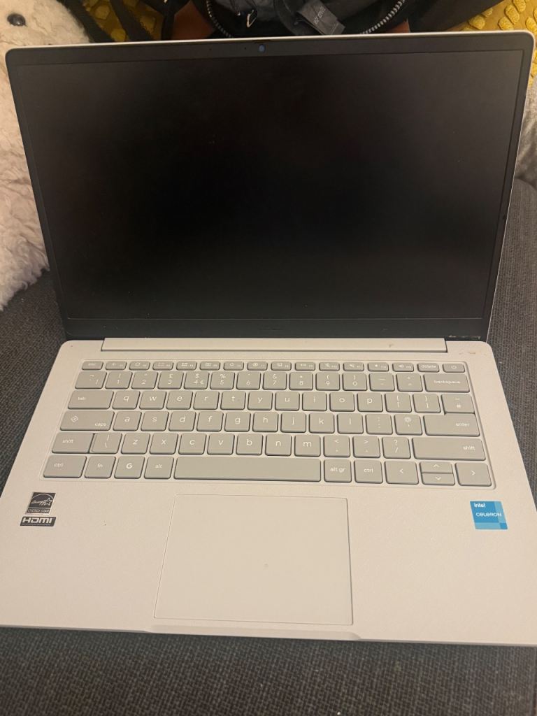 ASUS Chromebook Laptop – Lightweight & Easy to Use 💻 needs to be repaired.. broken charge port. 