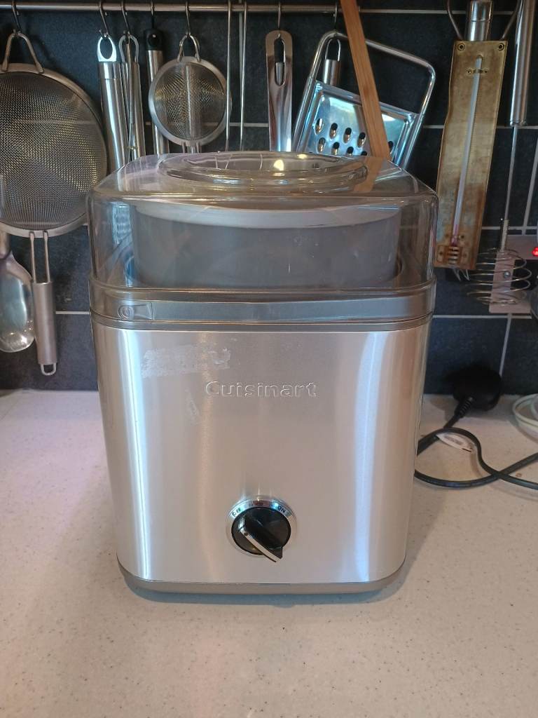 Cuisinart Ice Cream Maker 2L Frozen Dessert Yoghurt Maker Silver VGC ICE30BCU