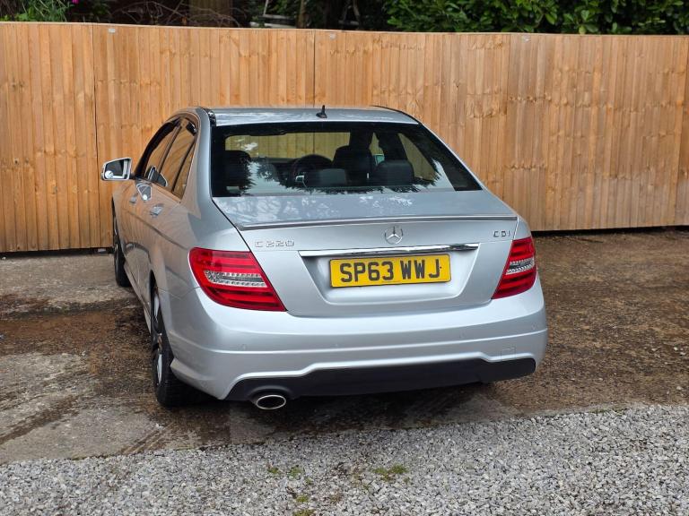 2013 Mercedes-Benz C Class C220 CDI BlueEFFICIENCY AMG Sport Plus 4dr Auto SALOON DIESEL Automatic