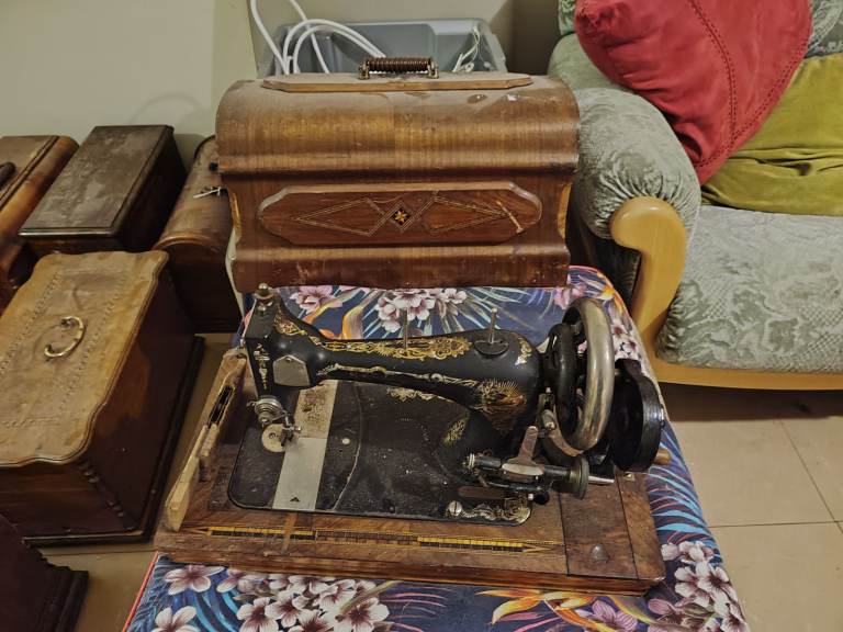 Sewing Machine Serata